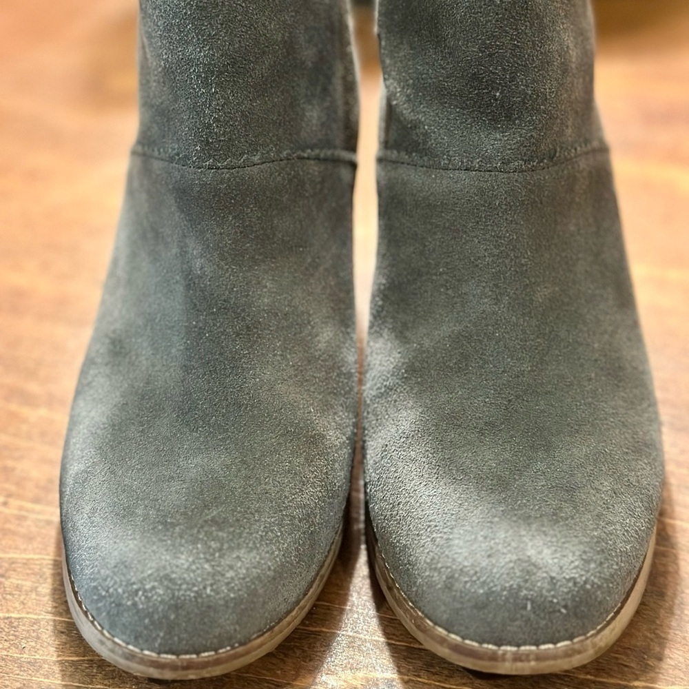 Toms Suede Sage Green Heel Zip Tassels Ankle Boots - Picture 3 of 9